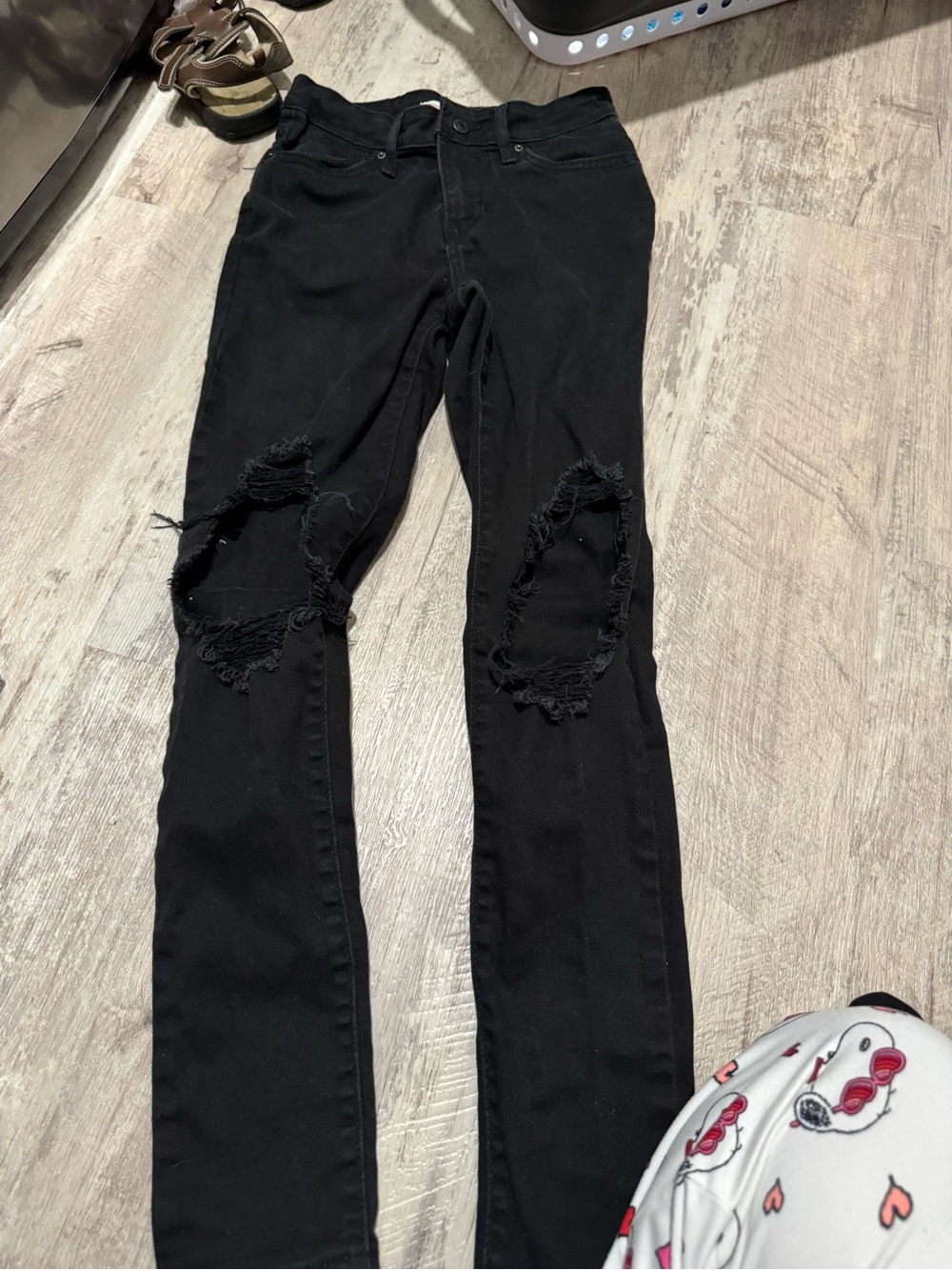 Levi's Black Women's Ripped Skinny Jeans